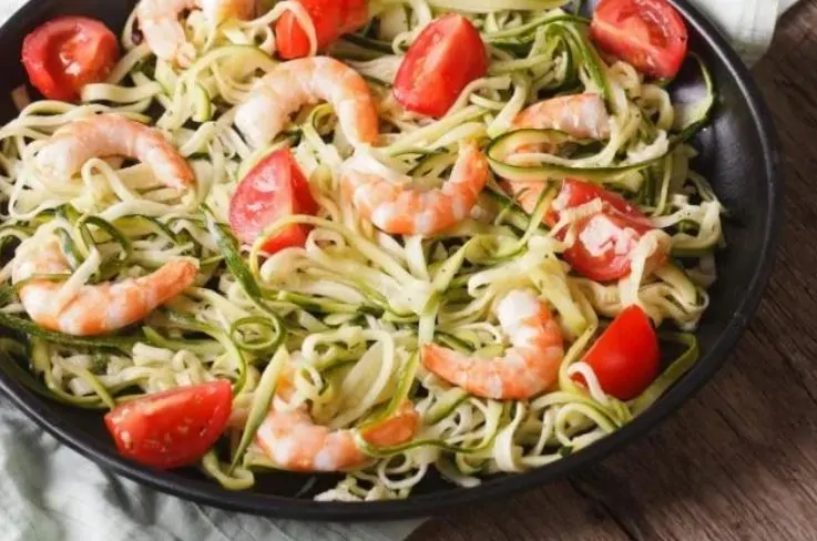 Imagem de macarrão de abobrinha da dieta low carb