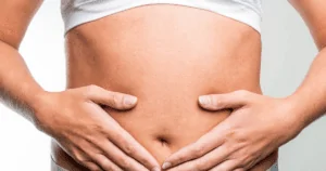 Paciente preparado para fazer a colonoscopia