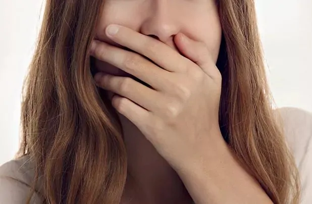 Pessoa enjoada antes de tomar domperidona motilium