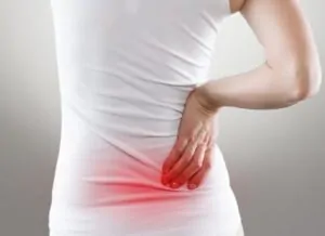 Pessoa precisando de remédio para dor na lombar