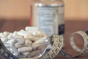 Vidro contendo remédio para emagrecer