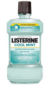 Usar enxaguante bucal antes da pomada para afta