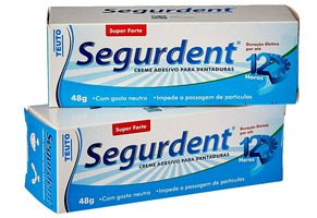 Fixador de dentadura