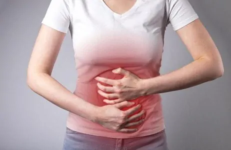 Pessoa precisando de remédio para infecção no intestino