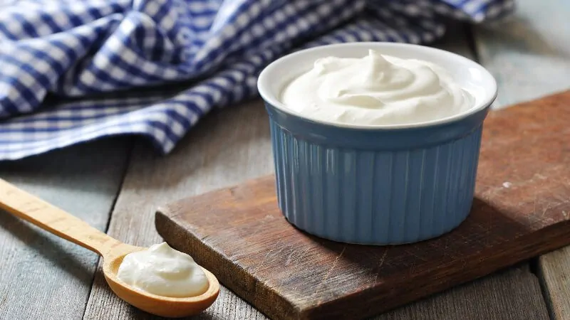 imagem com alimento probiótico iogurte