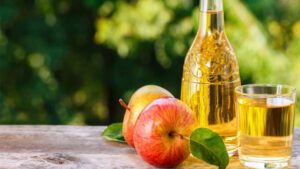 imagem com um vinagre de maçã