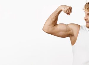 Homem mostrando características da testosterona