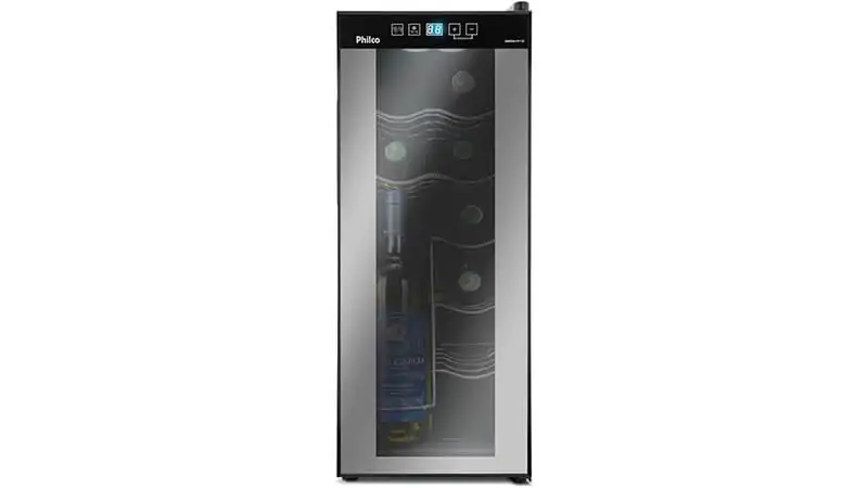 uma adega de vinho vertical com a porta fechada