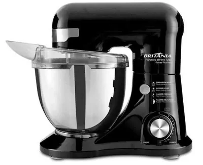 imagem de uma batedeira planetária Britânia na cor preta e com bowl em inox