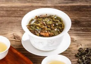 Uma xícara contendo chá