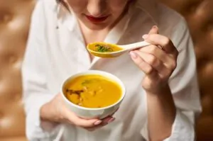 O que comer depois de vomitar